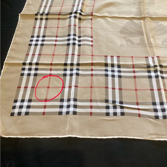 Burberry Classic Nova Check Silk Scarf - Beige - Picture 4 of 4